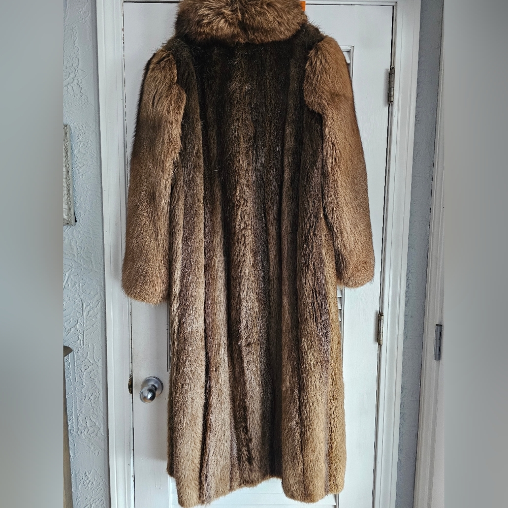 Beautiful Vintage Full Length Beaver with Fox Sleeve Fur Coat L - Picture 8 of 16
